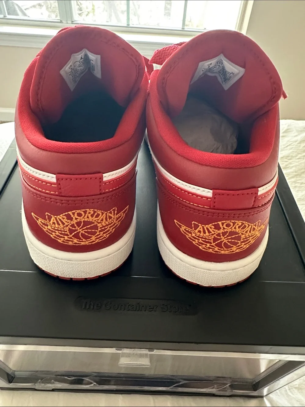 Jordan 1 low Cardinal Red